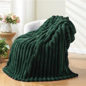 Super Soft Throw Blanket Dark Green Ribbed Premium Silky Flannel Fleece 50"x60"